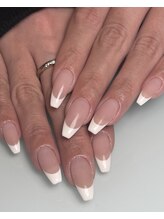 キャッツアイ(cat's eye)/フレンチネイル