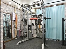 インペリアルボディ(Imperial Body)/トレーニングマシン