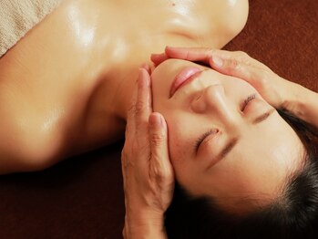 ルポ 鶴見(Repos)/小顔ヘッドマッサージ