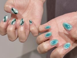 グリーン×ニュアンスちぐはぐ
