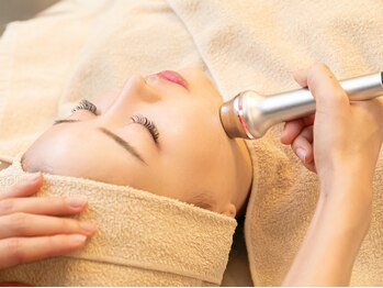 アマテラススキンラウンジ(Amatelas SKIN LOUNGE)の写真/◆乾燥・小じわ・くすみ・赤みに!冬のお悩み撃退オーダーメイドフェイシャル◆