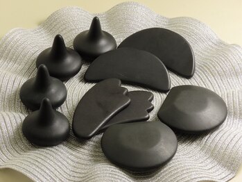 ルーツクルール(Roots Couleur)/バザルトストーン☆