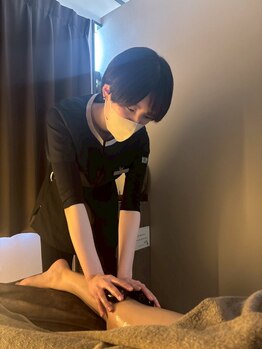 リラ(Lilas)/ストーンで足の浮腫みも解消