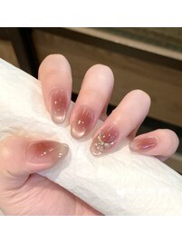 大人気チークネイル