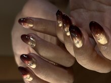 ルカ 原宿(lux)/メタリックゴールド × ボルドー