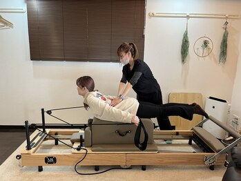 リズム リファイン(r-ism refine)の写真/【みどりの駅1分/資格多数◎】マシンピラティスお試し30分￥2000♪疲れを解消しながら体の歪みを整える◎