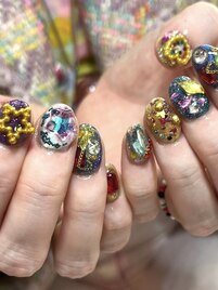 個性派ニュアンスネイル