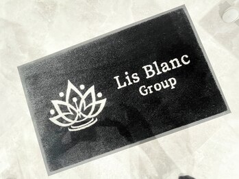 リスブラン 銀座新富町店/当店オリジナルのフロアマット。