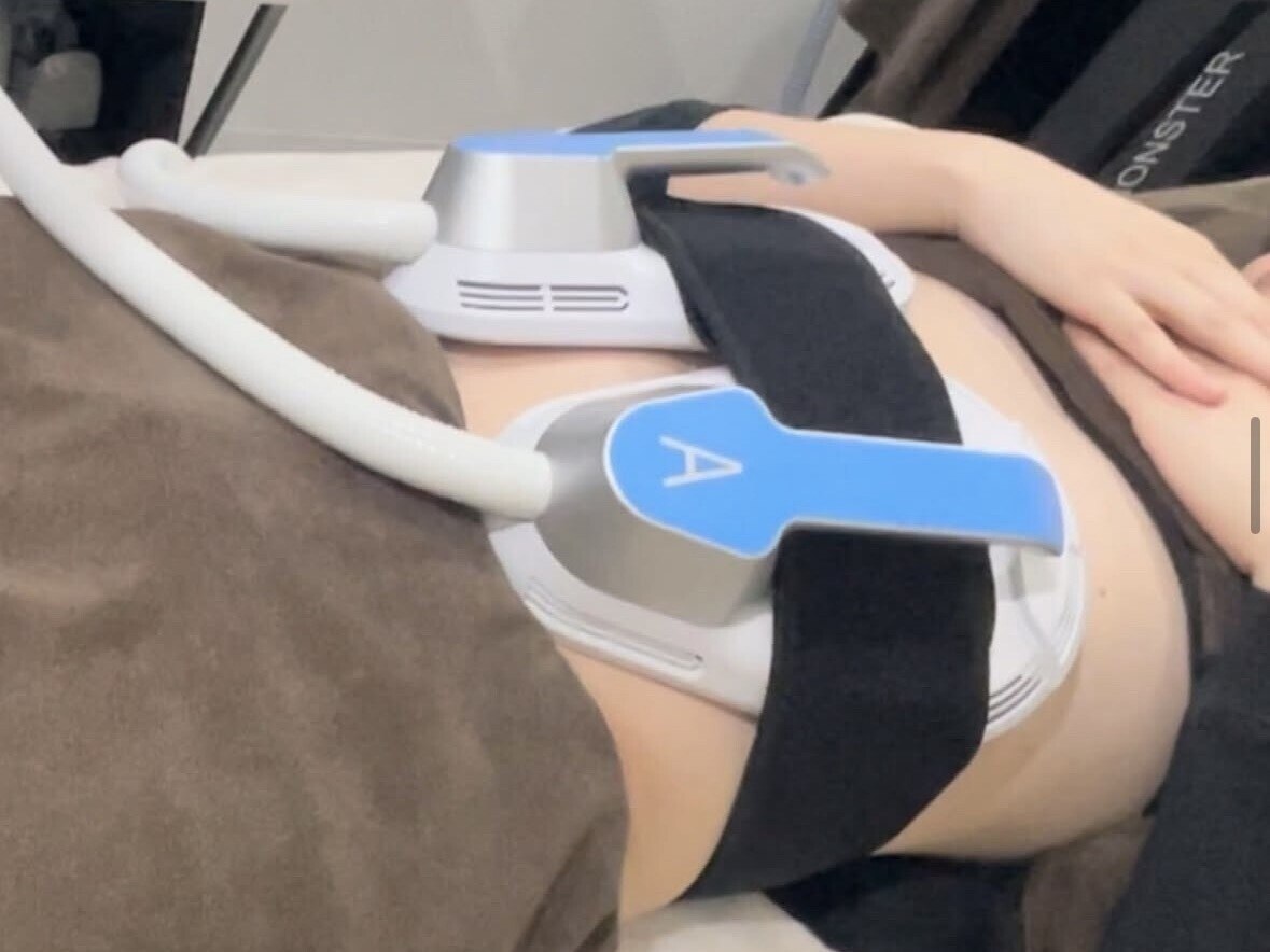 【新品未使用】リリーホットスリマー　波動形空気圧美容器 ダイエット　細脚　浮腫 新品未使用】リリーホットスリマー波動形空気圧美容器 ダイエット細脚