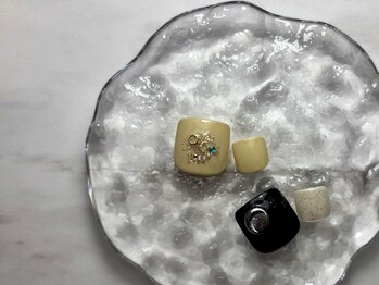 スパイス ネイルズ アンド スパ 玉川高島屋SC店(SPICE NAILS&SPA)/【フット】親指アート ¥9900