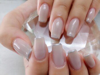 先端メタリックラインネイル♪
