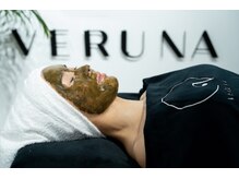 今話題の微細針、ターンオーバーを促し根本的に肌改善する。