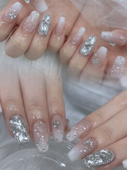 リアンネイル(Lian.nail)の写真/自店、他店でも付け替え時オフ代無料♪お財布にも優しい価格設定で通いやすさ◎お仕事帰りにも！