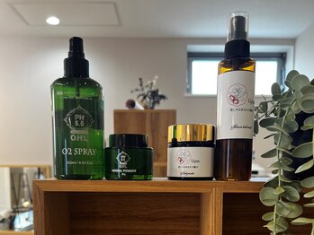 ニコヘアープラス(NICOhair+)の写真/【2種類のハーブピーリング◇剥離なし】クレンジング・洗顔付きなので、メイクをしたままご来店可能♪