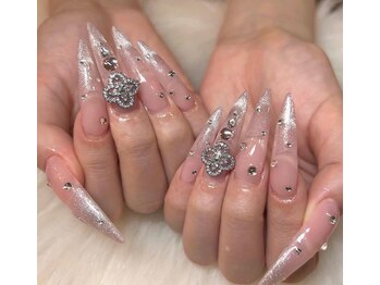 リサ(Risa)/長さ出しつけ放題デザイン