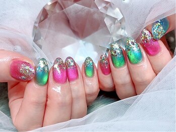 プロフェッショナル ネイルサロン ラヴィアス(LAVIAS)の写真/《付替オフ全員無料》旬の手描きア-ト&高技術デザインが人気!札幌TOPクラスの高リピート率を誇る人気salon!