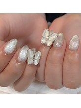サロンドゥプリエ 門司店(SALON deux PRIER)/蝶々にマグネットネイル☆