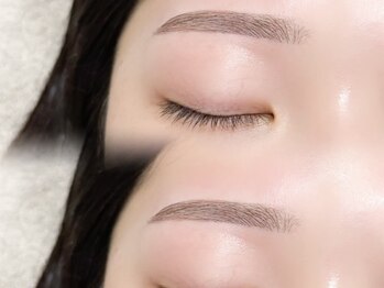 ヴィヴィ バイ セブンルックス(vivi by 7LOOKS)/アイブロウスタイリング