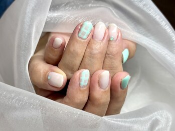 シンプルネイルコース　¥6500