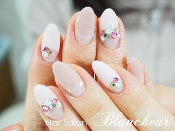 ネイルサロン ブランシュール(Nail Salon Blancheur)/【パステルスワロのビジュー】