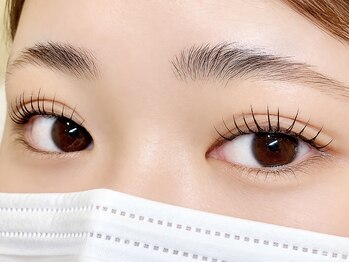 リーナ(LiNA Beauty Garden)/ストレートデザインまつげパーマ