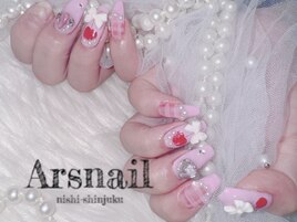 ピンクチェックフレンチネイル