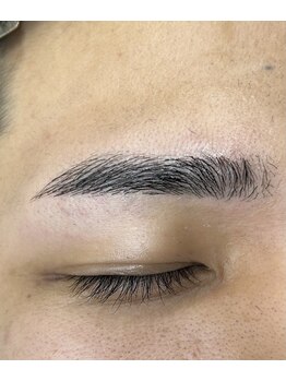 ルモア(Lumor)/パリジェンヌブロウリフト