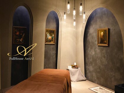 フルハウス エアリアル(Full House AeriAl)の写真