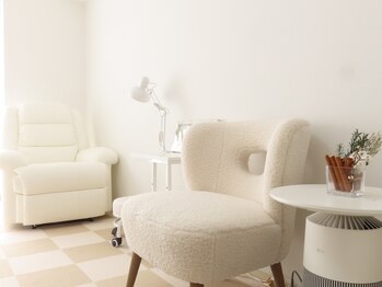 クレーネイル(Klee Nail)の写真/駅チカなので通いやすい!店内は韓国系の可愛い家具で揃えています♪オシャレかわいい空間で爪先もキレイに!