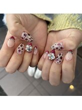 トータルサロン 白べぇーっ プラス/アニマルネイル