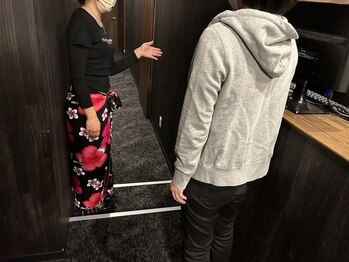 プラチナムアロマ 近鉄八尾駅前店(PLATINUM AROMA)/お部屋へご案内♪