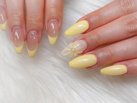 イエローフレンチ×ぷっくりお花