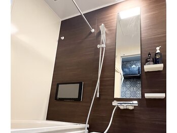 メル/【シャワールーム完備】