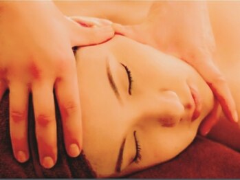 ワカワカ(Waka Waka)/【小顔造顔エステ】特殊技術