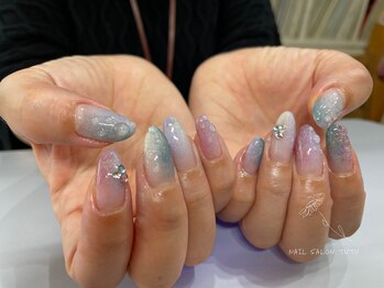 チュチュ(tutu)/水滴ラメグラデーション