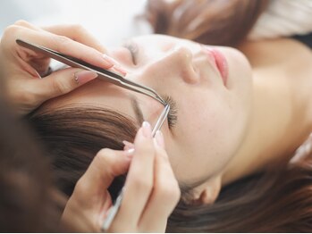 ミオ(Mio)の写真/繊細な技術でモチも抜群◎大満足の可愛いぱっちり目元に♪