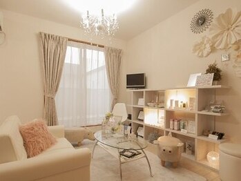 ディオーネ 東海店(Dione)の写真/フェイシャル・脱毛～まつげメニューまで◎トータルビューティーサロンで史上最高の自分に出会いませんか？