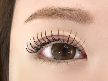 シルズ 梅田店(cils)の写真/大好評LEDエクステ♪フラットラッシュ&カール/太さ/長さ324種類が揃うセーブルも◎カラーエクステも同価格!