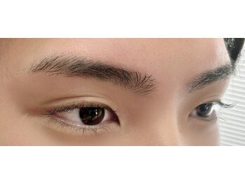 クレイラ(Cleyra)/美眉スタイリング×まつげカール