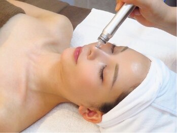 ラ ムールの写真/透明美肌へ!バイト毛穴洗浄小顔+デコルテ+首肩リンパ+目頭スッキリ90分7980円★フェイシャルで迷ったらコレ