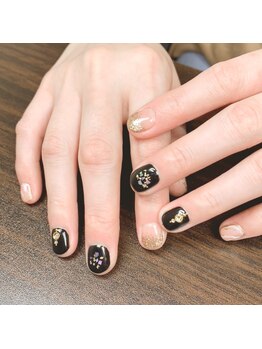 ネイルルームワンサード(Nail Room One Third)/