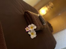 ほのかな灯りの部屋で、自分を大切にする時間を