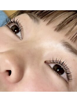 プリズム(Prism)/まつ毛パーマ・パリジェンヌ