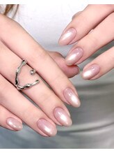 Shiori Nailsalon　持ち込み・長さだしサロン/マグネットネイル