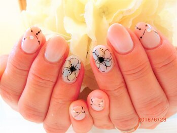 グランチュール(Grantulle)/フラワーネイル