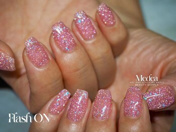 オーロラフラッシュネイル