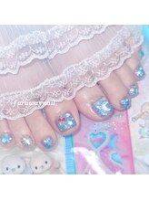 ファラウェイネイル(Faraway nail)/おもちゃ箱なフットネイル☆