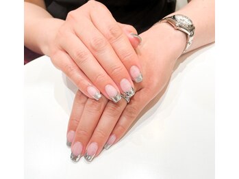 ヘアアンドネイル ミューズ 新浦安店(HAIR&NAIL MUSE)/ガラスフレンチ/大人上品