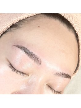 エミュ(emu)/emu眉毛パーマ＋全顔wax＋光脱毛