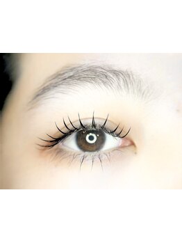 ボリュームのある目元にしたい